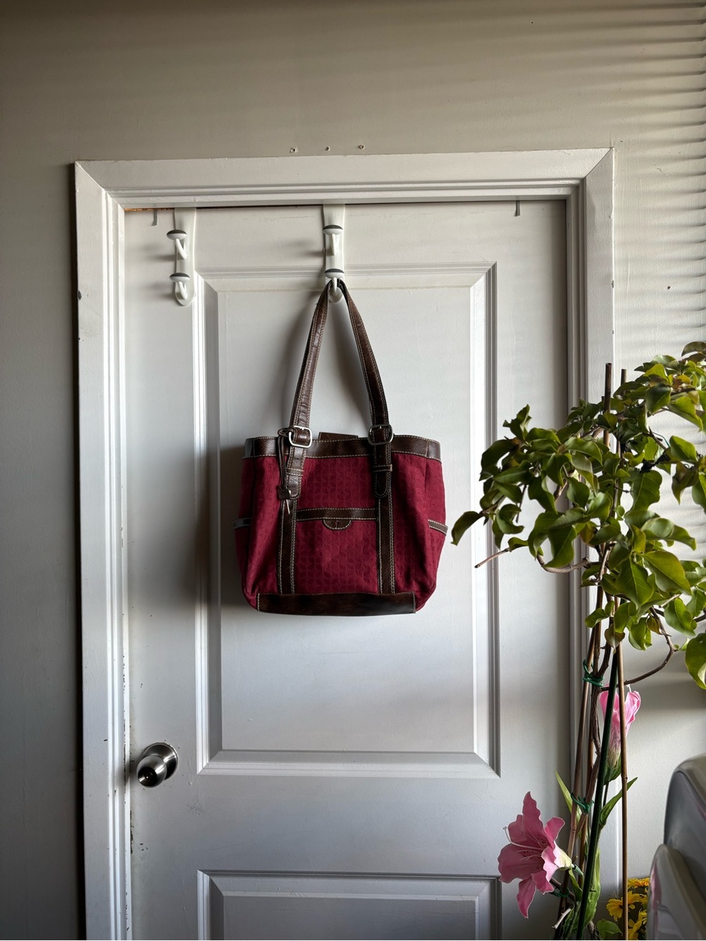 Vintage Fossil Y2K Red Jacquard Fabric & Leather Shoulder Bag Tote